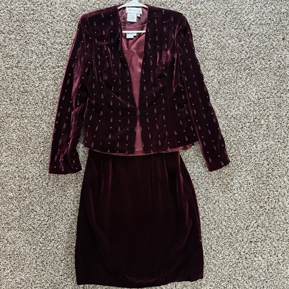 Worth Women's Size‎ 8 Burgundy Velvet Silk Blend 3-Piece Skirt Suit Set Beaded